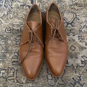 Classic Brown Leather Women's Lace-Up Oxfords